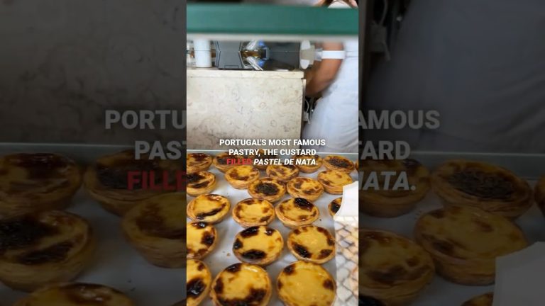 Devour Tours Tastes & Traditions LISBON FOOD TOUR | The best way to explore #lisbon #foodtour