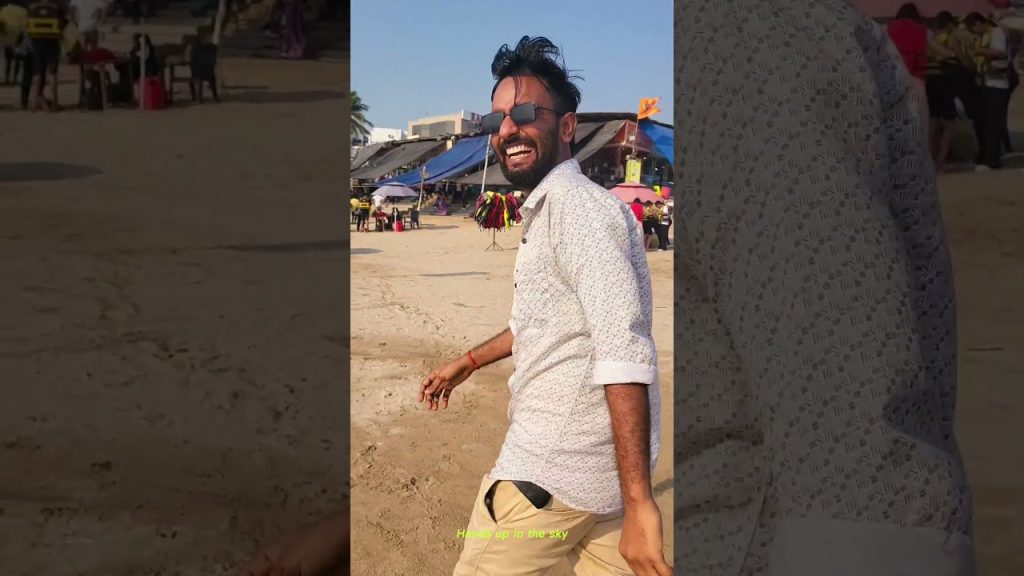 Mini travel Blog... #tranding #trandingshorts #shorts #juhu #beach #travelblog  #love #fun