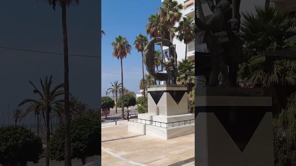 Spain: The best walking tours around the country.