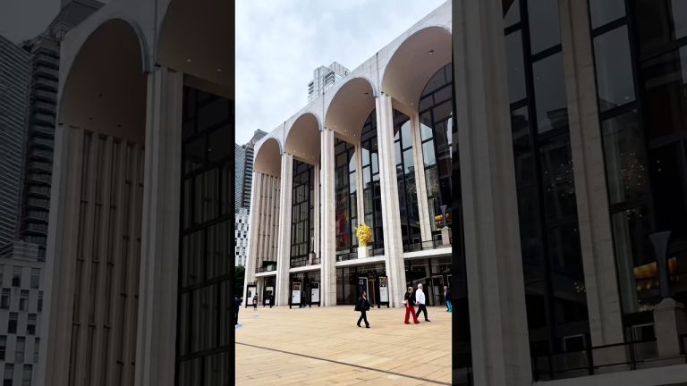NYC Landmark: Lincoln Center’s Timeless Design🏛️#nyc #design #architecture #travel #blog #history